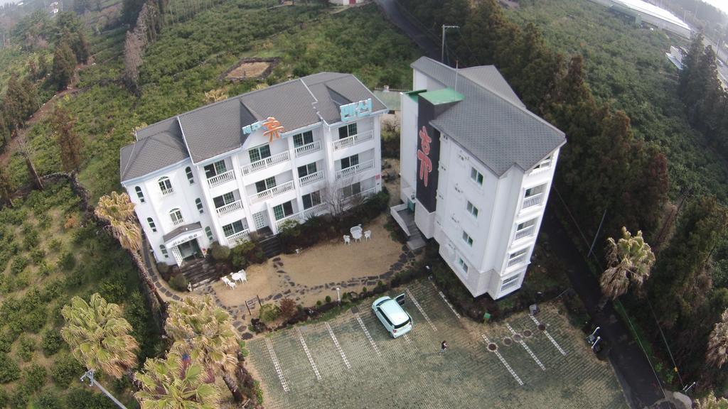Jeju Hue Pension Seogwipo Exterior photo