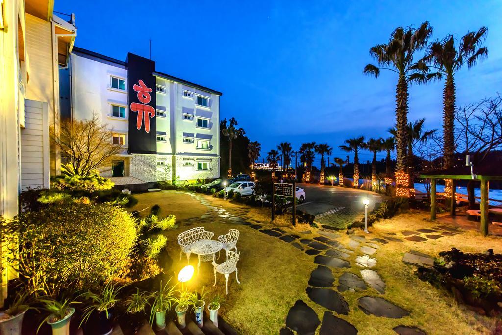 Jeju Hue Pension Seogwipo Exterior photo