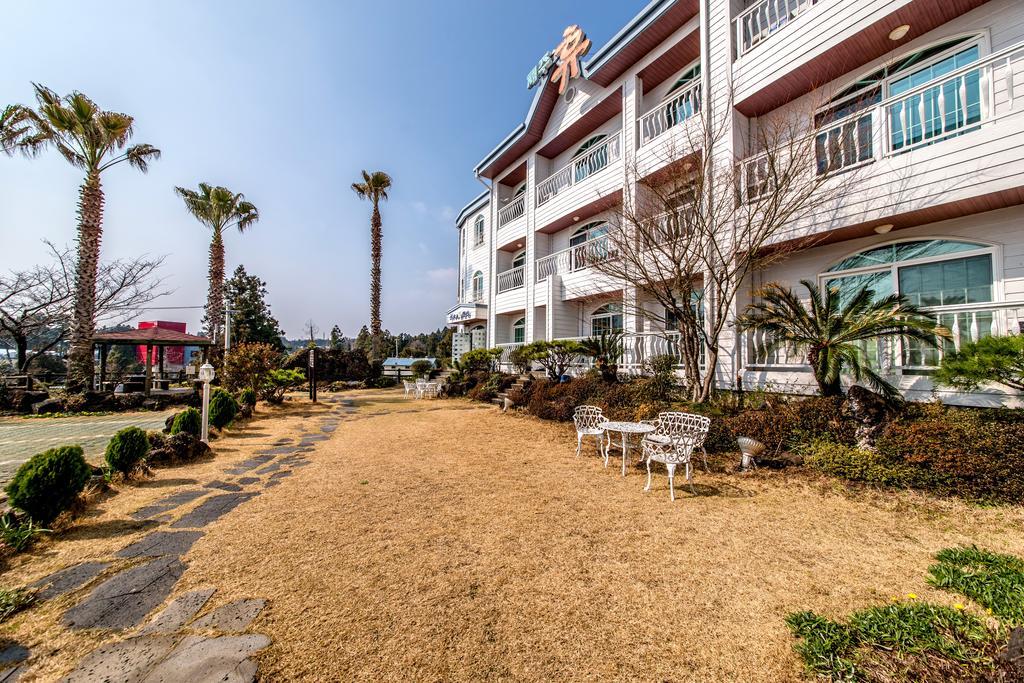 Jeju Hue Pension Seogwipo Exterior photo