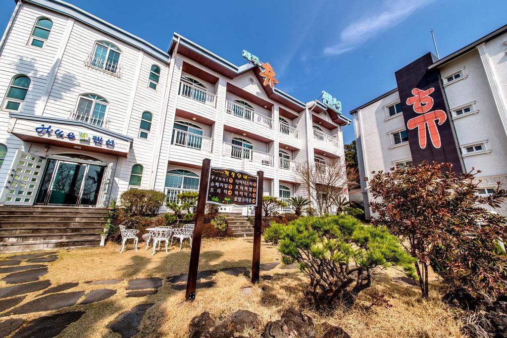 Jeju Hue Pension Seogwipo Exterior photo