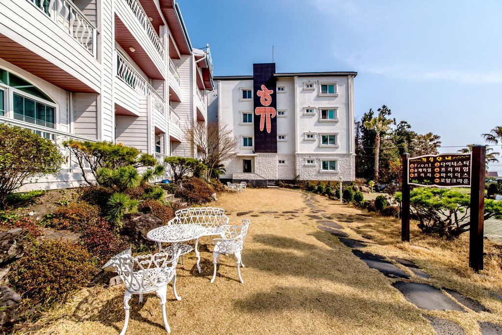 Jeju Hue Pension Seogwipo Exterior photo